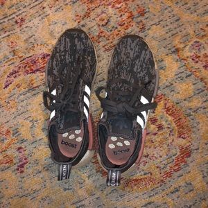 Adidas NMD👟 Size 8.5👟 pink & gray👟